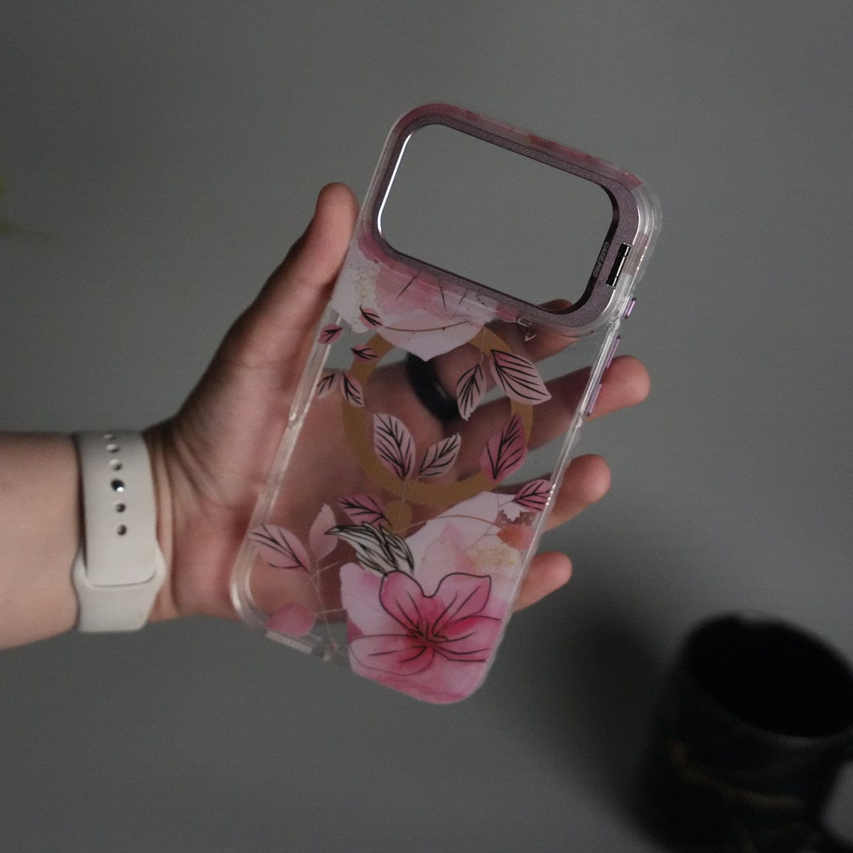 iPhone 17 Pro FloraCrystal Clear Floral Design Case with Color Metal Camera Stand Frame