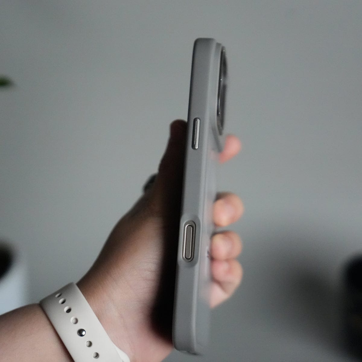 iPhone 17 Pro Frosted Case with Metal Camera Bump & Metal Kickstand | Shockproof Matte Hybrid Cover
