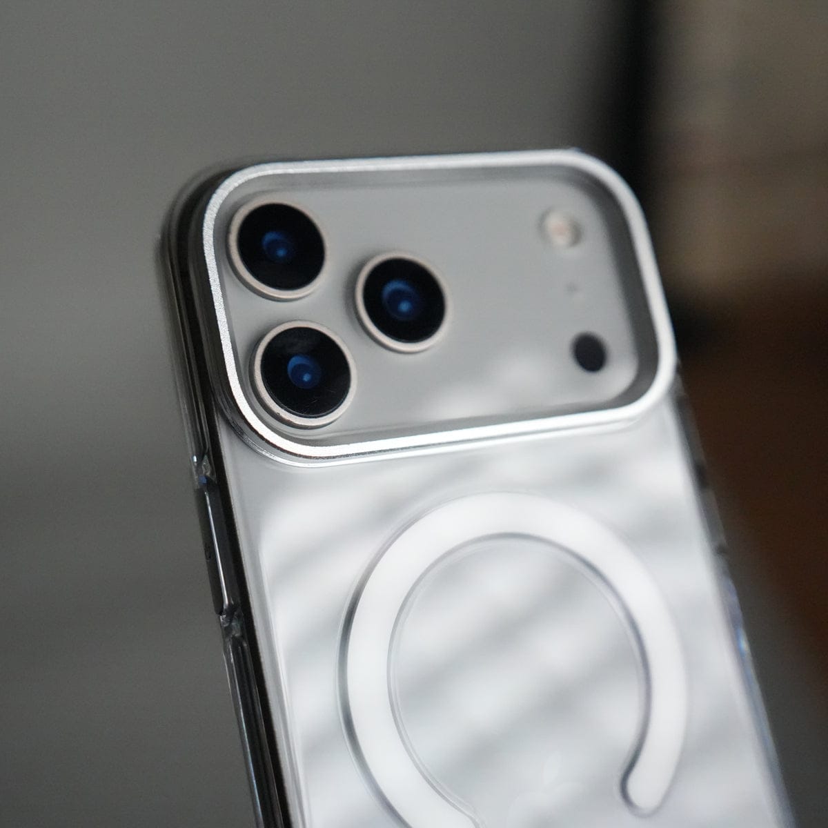 iPhone 17 Pro Hard Crystal Transparent MagSafe Case | Anti-Yellow Clear Back Cover with Metal Camera Bump