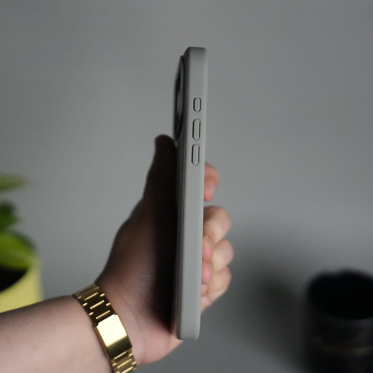 iPhone 17 Pro Leather Case | Classic Middle Stitched PU Back Cover