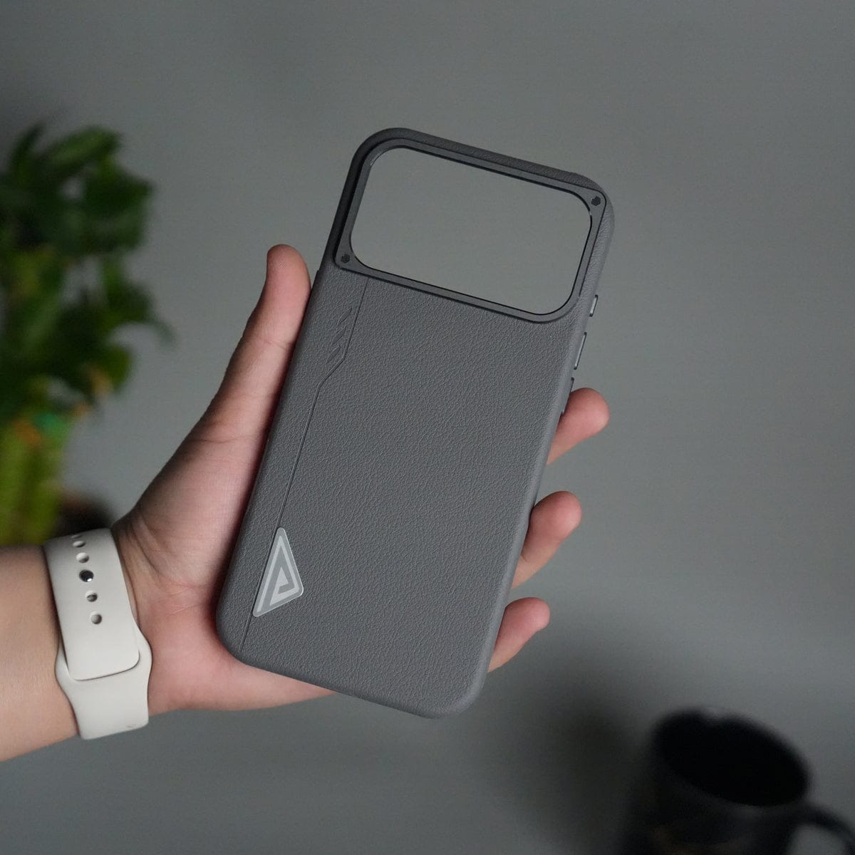 iPhone 17 Pro Leather Texture MagSafe PVC NUIU Case With Metal Camera Bump