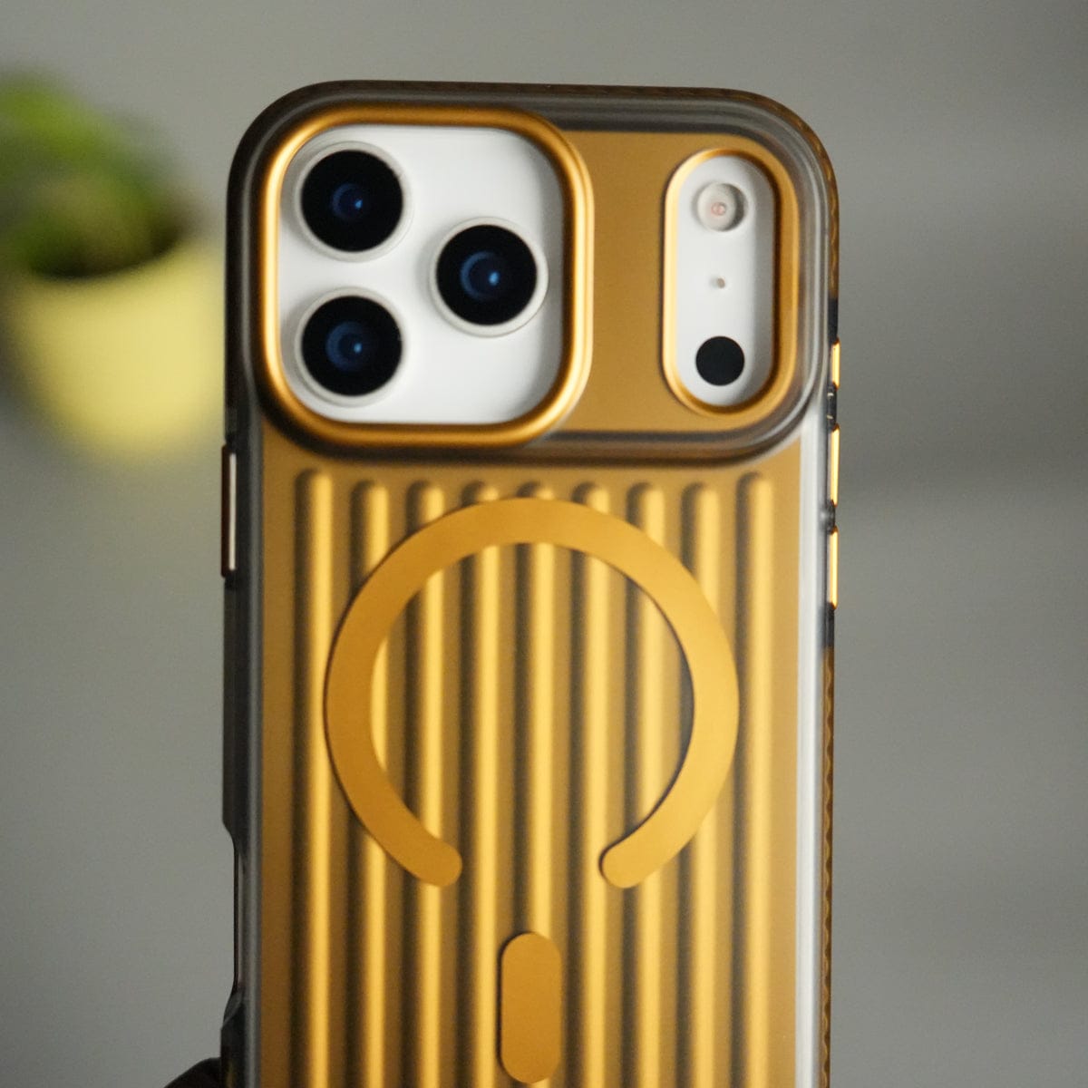 iPhone 17 Pro MagSafe Suitcase Design Case | Shiny Texture Back Cover