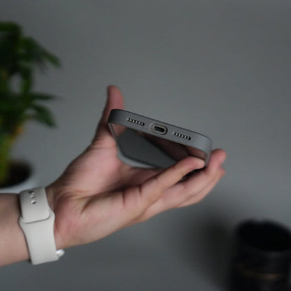 iPhone 17 Pro Metal Camera Ring Carbon Fiber Design MagSafe Cover