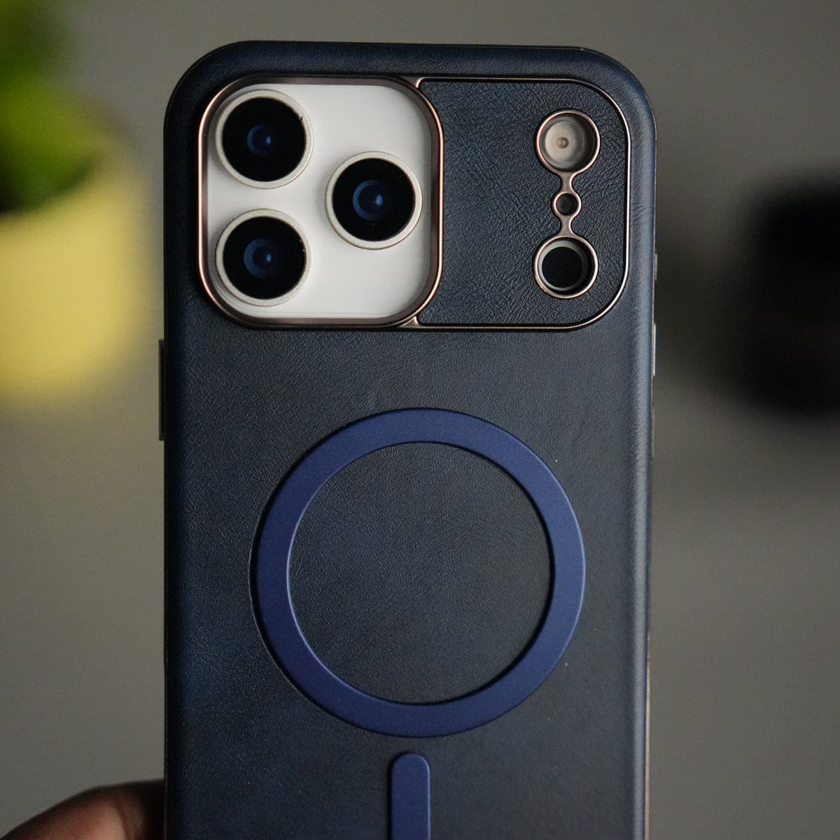 iPhone 17 Pro Metallic Textured Leather MagSafe Ring Case Cover