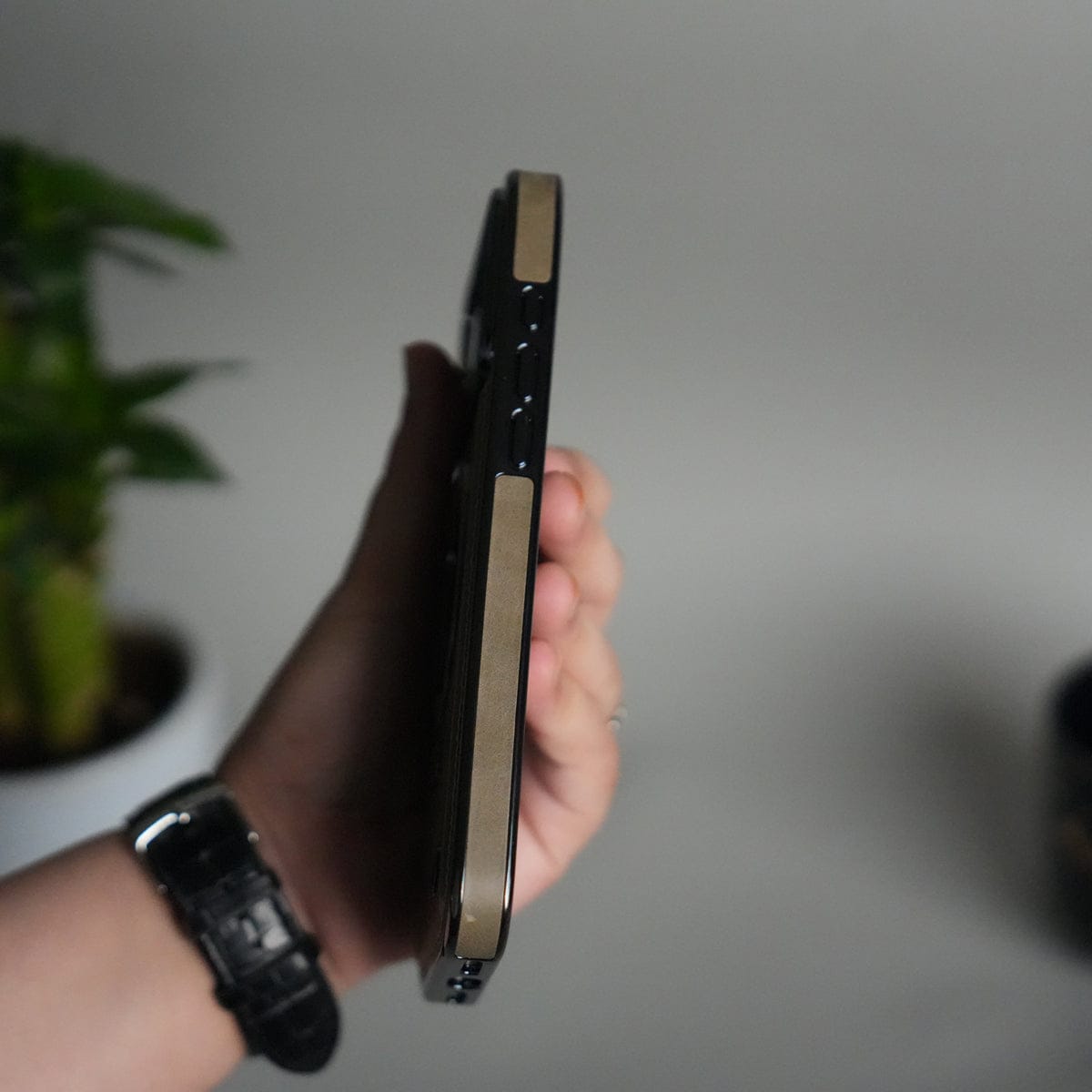 iPhone 17 Pro PU Leather Chrome Side Case With Ring Metal Stand