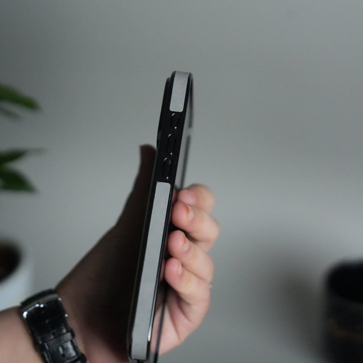 iPhone 17 Pro PU Leather Chrome Side Case With Ring Metal Stand