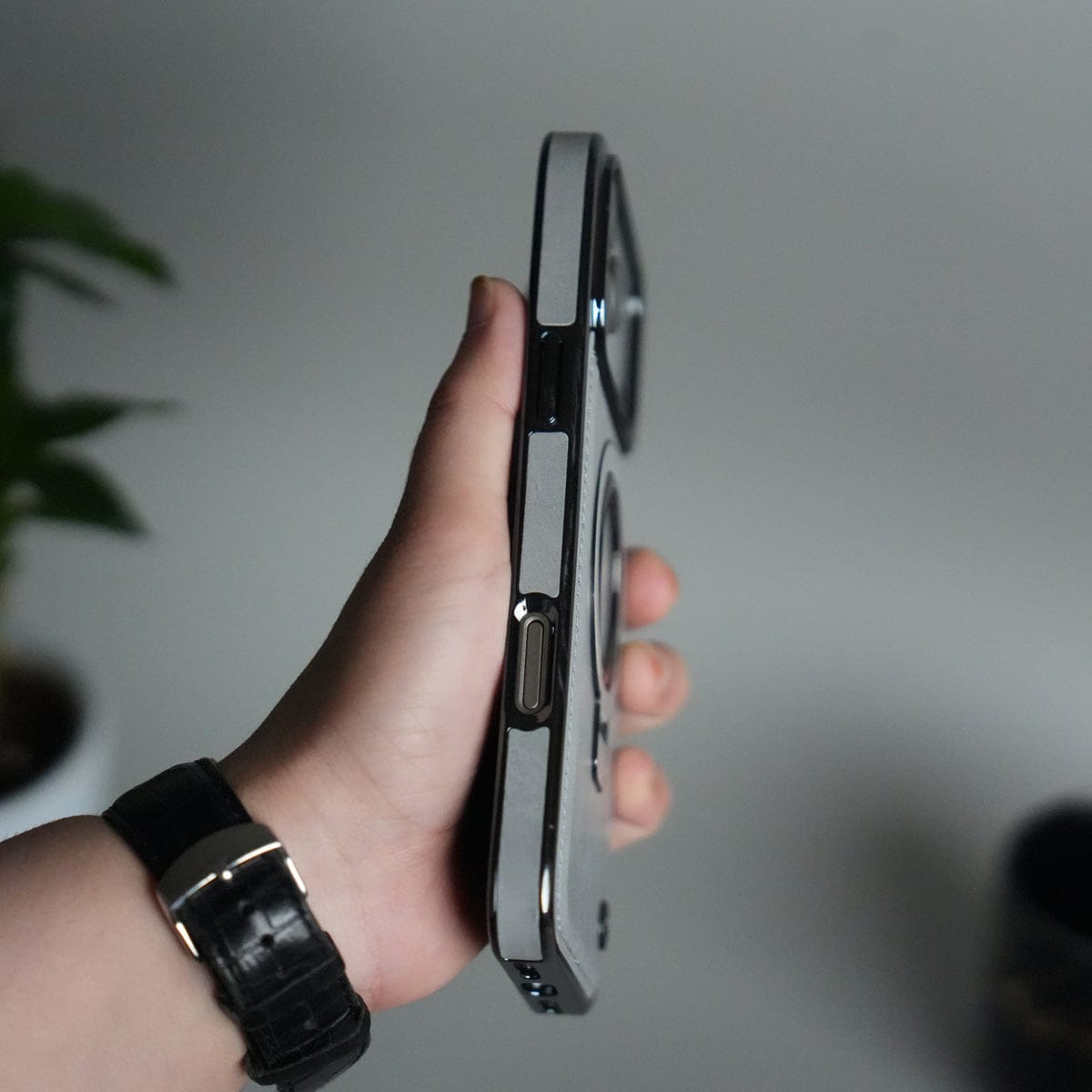 iPhone 17 Pro PU Leather Chrome Side Case With Ring Metal Stand