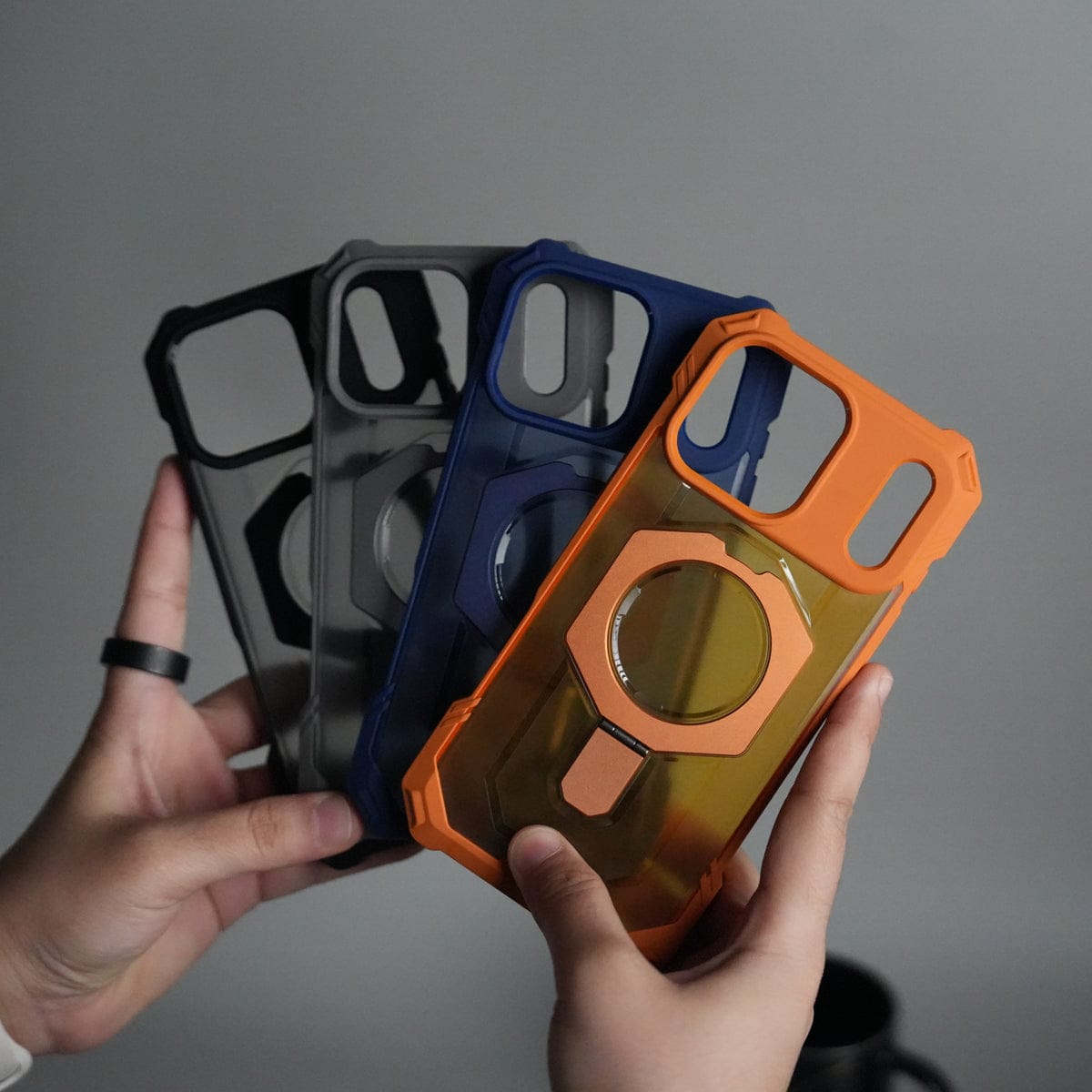 iPhone 17 Pro – Rugged Armor MagSafe Case with Metal Kickstand