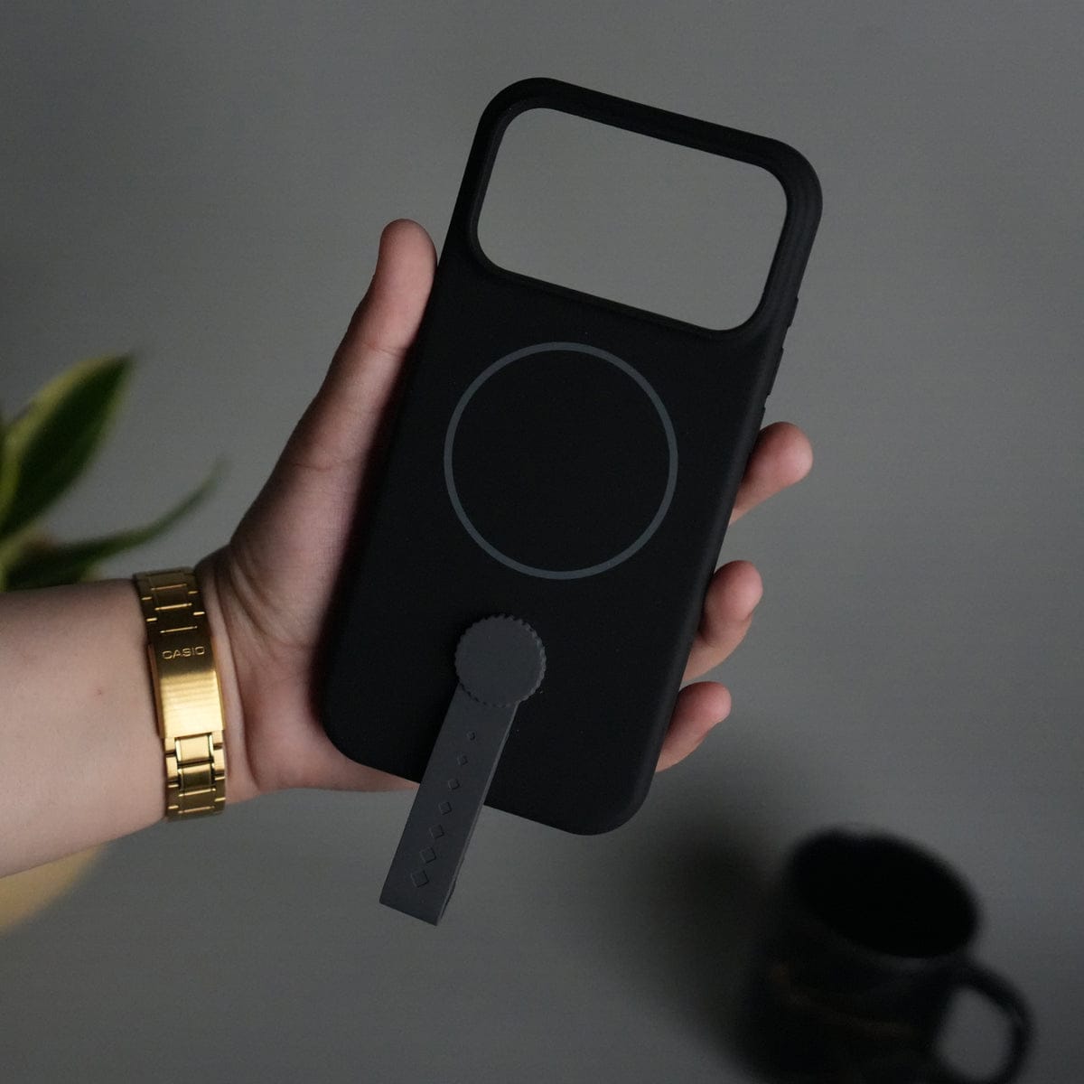 iPhone 17 Pro Max Silicone Case | Magnetic Ring | Silicone Rotating Grip Strap Cover