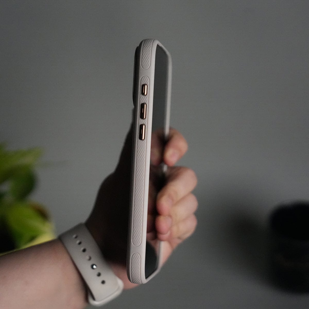 iPhone 17 Pro Soft Touch MagSafe Case | Matte Finish | Titanium Gray