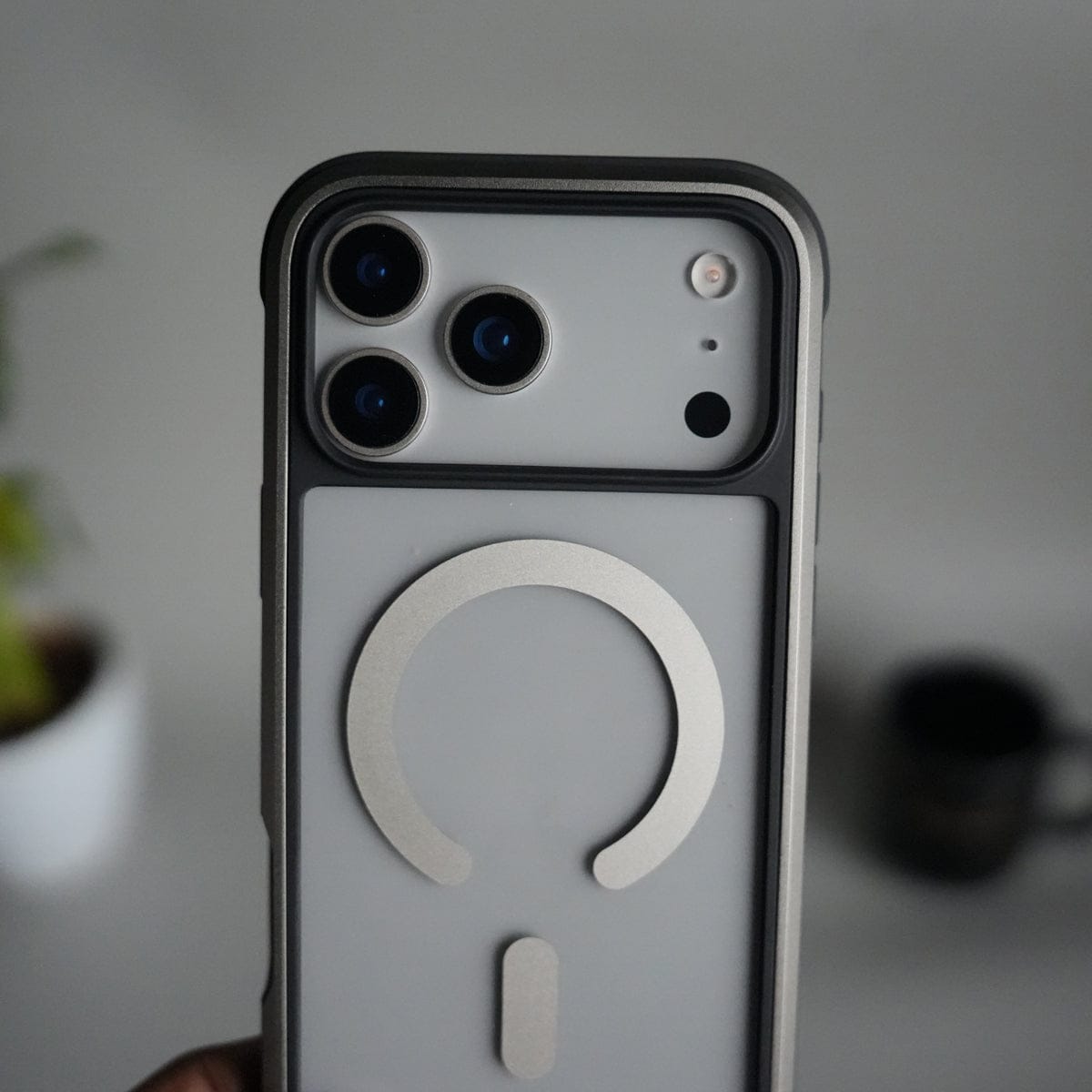 iPhone 17 Pro Military Grade Durable Aluminum Frame MagSafe Case | Anti-Yellowing Technology Case