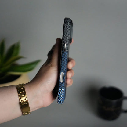 iPhone 17 Series Carbon Fiber Texture Aramid Design Hard Pc MagSafe Cover | BlueMix Design