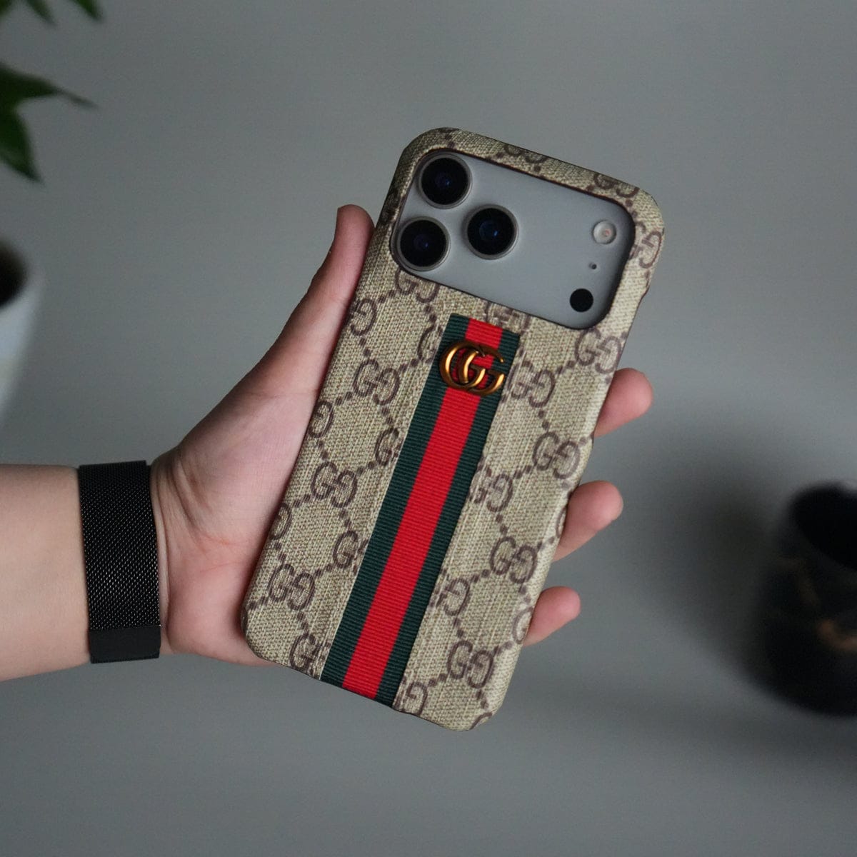 iPhone 17 Series GG Fashion Green Red Stripe Cover | BEIGE