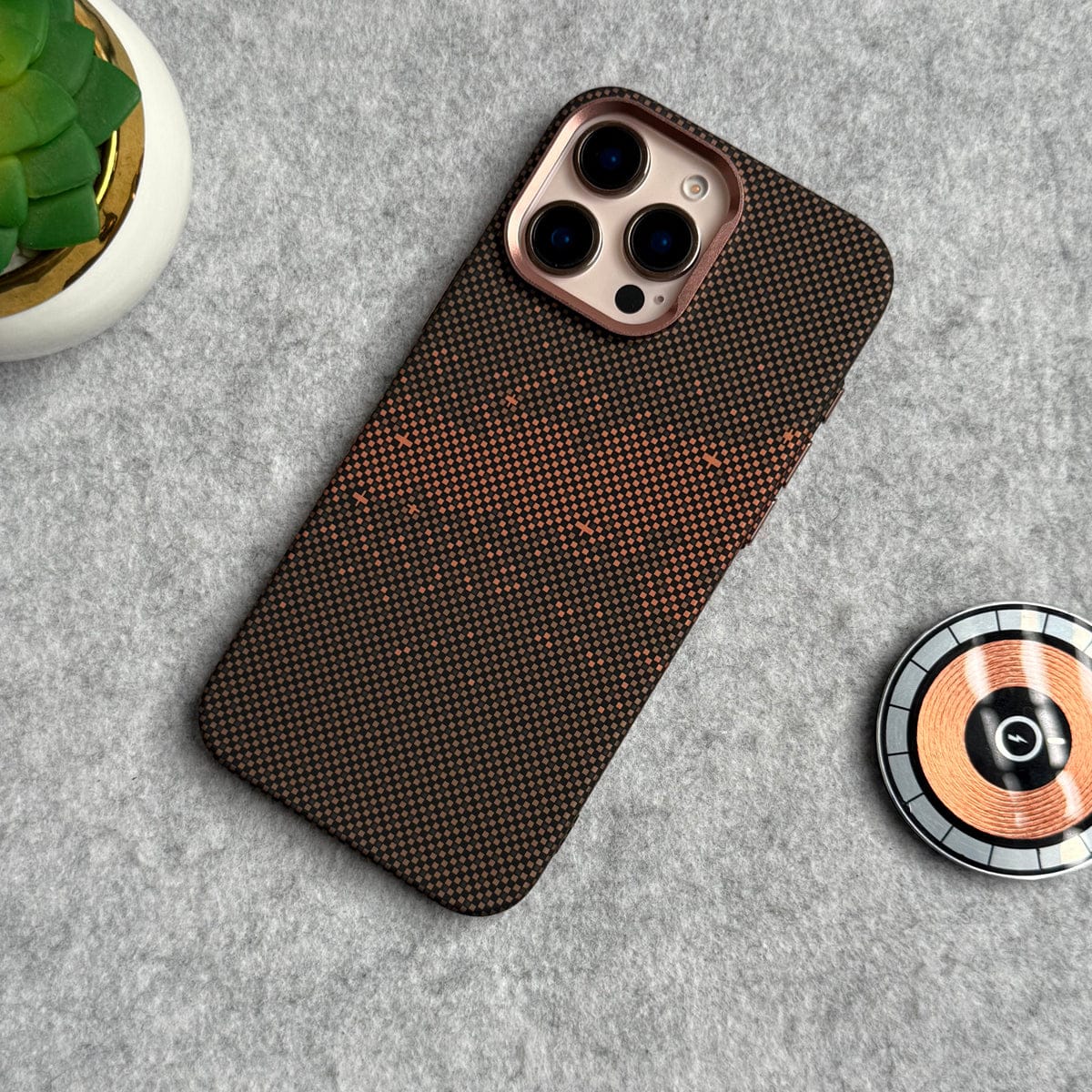 iPhone Carbon Fiber Texture Aramid Design Hard Pc MagSafe Case Cover