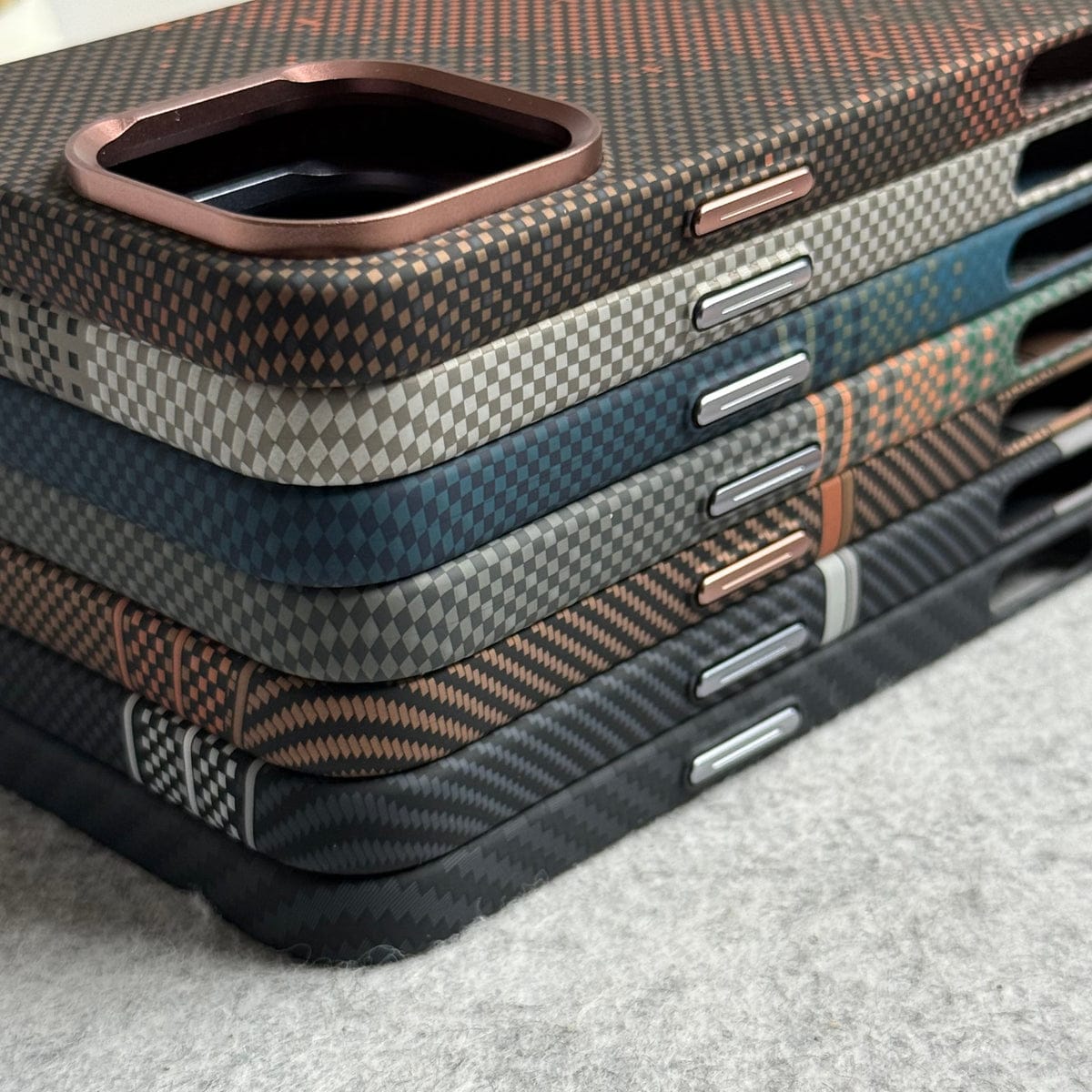 iPhone Carbon Fiber Texture Aramid Design Hard Pc MagSafe Case Cover