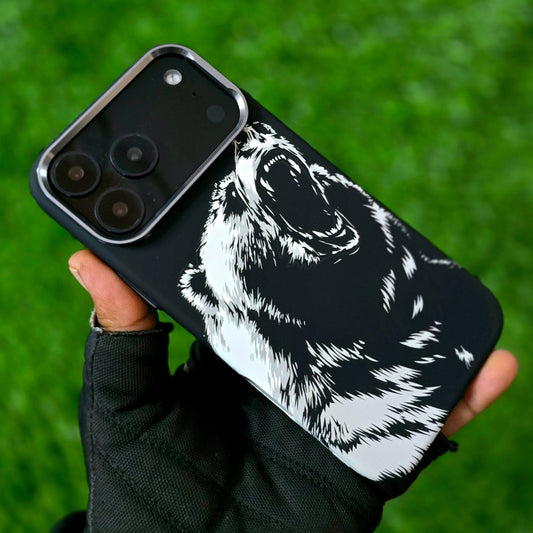 iPhone 17 Pro Max Slim 0.8mm Embossed "Roaring Bear" Cover with Magsafe - Bear