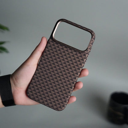 iPhone 17 Pro Carbon Fiber Texture Design Hard Pc MagSafe Case Cover Tringle Pattern