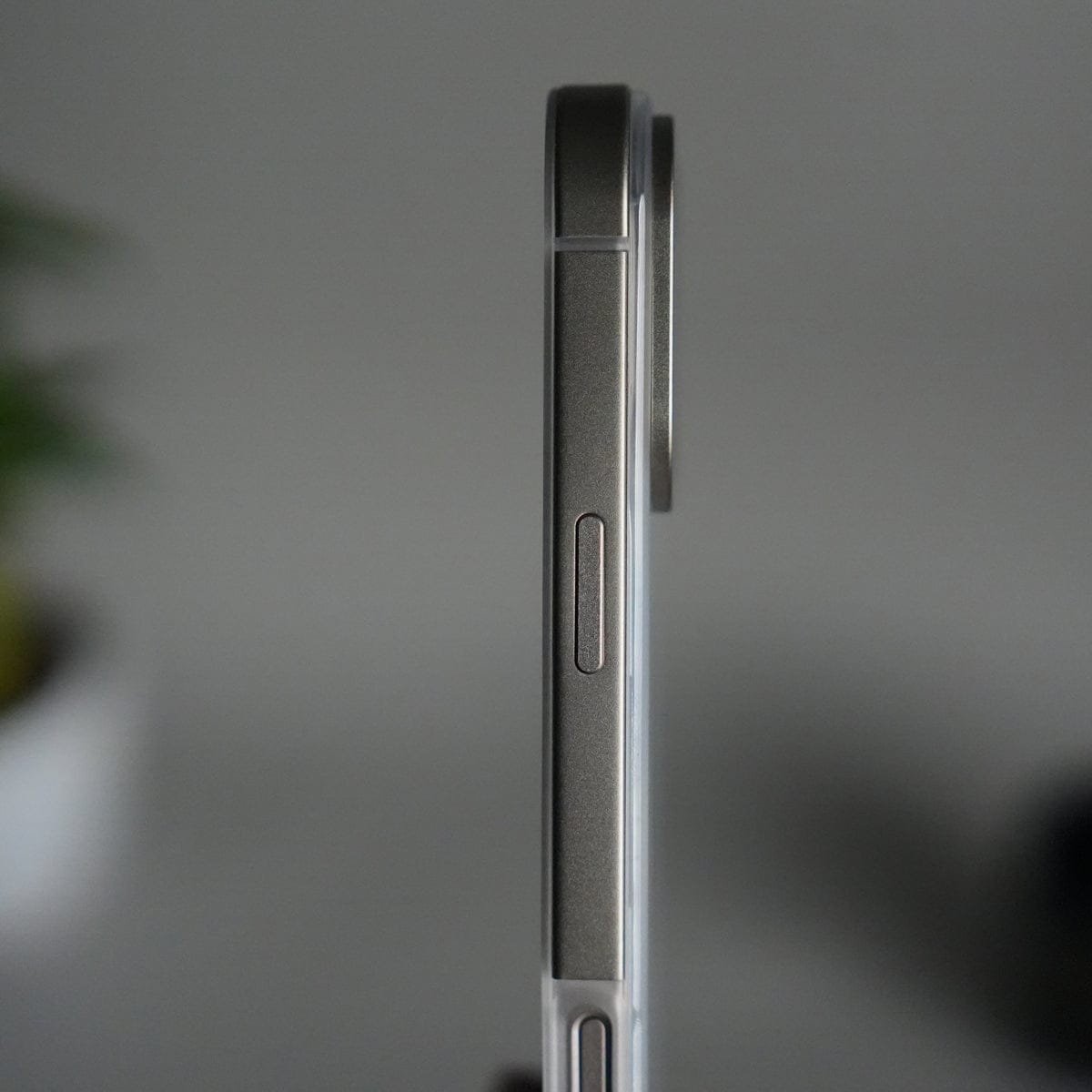 iPhone 17 Pro Max Frosted Magnetic Case | Aluminum Frame with MagSafe Ring & Metal Camera Guard