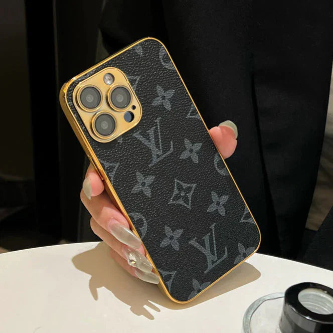 New Design Luxury Phone Case with Golden Border for iPhone 12-17